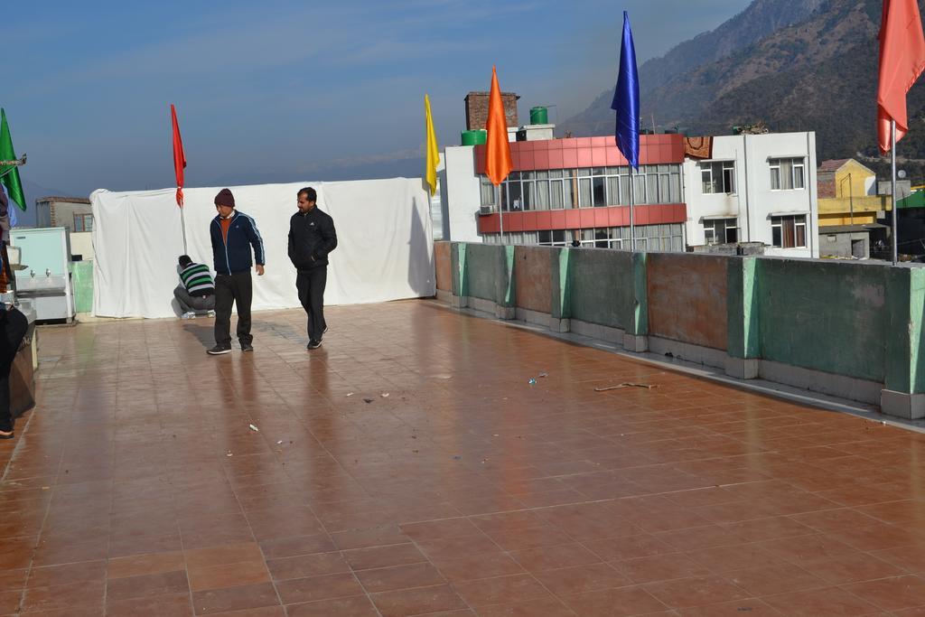 Hotel Atithi International Katra  Esterno foto
