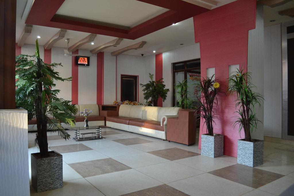 Hotel Atithi International Katra  Esterno foto