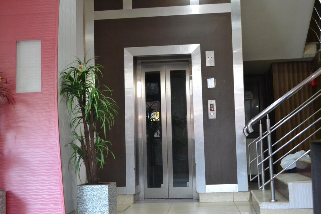 Hotel Atithi International Katra  Esterno foto